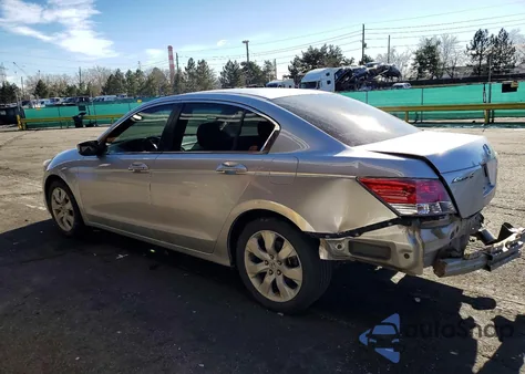 2010 Honda Accord Ex z USA, uszkodzony, nr VIN 1HGCP2F76AA071645